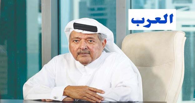 الرباط  - العرب تيفي أكد سعادة الشيخ فيصل بن قاسم آل ثاني رئيس رابطة رجال الأعمال القطريين أهمية الزيارة الرسمية التي يقوم بها حضرة صاحب السمو الشيخ تميم بن حمد آل ثاني أمير البلاد المفدى إلى جمهورية ألمانيا الاتحادية، وما تفتحه من آفاق جديدة للشراكة والتعاون في مختلف المجالات بما يخدم مصالح البلدين المشتركة، مشددا على استراتيجية علاقة دولة قطر مع ألمانيا. وقال سعادة الشيخ فيصل بن قاسم آل ثاني، في تصريح خاص لوكالة الأنباء القطرية /قنا/: "إن هذه الزيارة ستخدم مسار تحول دولة قطر نحو اقتصاد قائم على المعرفة والابتكار من خلال بناء شراكات متينة يلعب فيها القطاع الخاص في البلدين دورا محوريا". وأشار سعادته إلى المكانة التي تحظى بها الاستثمارات القطرية في ألمانيا، وقيام ألمانيا بتنفيذ مشاريع ضخمة في قطر خاصة في البنية التحتية. وذكر رئيس رابطة رجال الأعمال القطريين بالدور الذي لعبته الرابطة في تعزيز الشراكة بين البلدين من خلال الزيارات كان آخرها الزيارة لبرلين في مايو 2024، حيث قام وفد من رابطة رجال الأعمال بزيارة ميدانية لكبرى الشركات الألمانية في مجالات التكنولوجيا والرعاية الصحية والسياحة وغيرها من القطاعات. ولفت سعادة الشيخ فيصل بن قاسم آل ثاني في ختام تصريحه لـ  .وكالة الأنباء القطرية  إلى المباحثات التي جمعت رجال الأعمال من البلدين لبحث فرص الاستثمار وتذليل العقبات أمام الشركات الخاصة، حيث تم الاتفاق على تبادل الخبرات في عدد من المجالات، وقد تمكنت شركة سيمنس الألمانية على سبيل المثال وهي عضو في الرابطة من توطيد العلاقات الثنائية ونقل التكنولوجيا في مختلف المجالات وهو ما سيزيد من حجم التبادل التجاري، إضافة إلى ذلك، لدينا تعاون مع ألمانيا في مجالات مختلفة منها السياحة والرعاية الصحية.