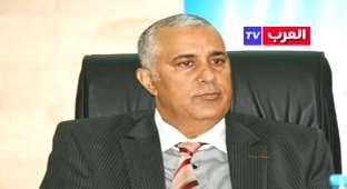 لرباط – العرب تيفي المغربية أكد والي جهة فاس – مكناس، معاذ الجامعي، أن إقليم تازة باعتباره بوابة للجهة وقربه من ميناء الناضور، يمتلك جميع المؤهلات الضرورية لتحقيق تنمية شاملة. ودعا السيد الجامعي، الذي ترأس بتازة لقاء حول تعزيز دينامية الاستثمار على مستوى الإقليم، جميع الفاعلين المحليين والجهويين إلى توحيد جهودهم والعمل معا من أجل تحسين مناخ الاستثمار وتسريع وتيرة إنجاز المشاريع المبرمجة، وتفعيل الشراكات بين مختلف القطاعات.