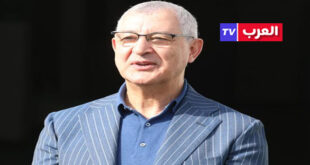 الرباط – العرب تيفي المغربية أكد رئيس المجلس الجهوي للسياحة بأكادير-سوس ماسة، صلاح الدين بنحمان، على هامش مشاركته في المعرض الدولي للسياحة ببرلين، أن أكادير، الوجهة التاريخية للسياح الألمان في المغرب، تراهن على تحولها العميق لإعادة تموقعها في هذه السوق الواعدة. وفي حديث خص به وكالة المغرب العربي للأنباء، أكد السيد بنحمان أن أكادير، بعد أن استقطبت أكثر من 300 ألف سائح ألماني سنويا خلال تسعينيات القرن الماضي، تسعى اليوم إلى استعادة هذه الدينامية السياحية، مسجلا أن التوقعات لسنة 2025 تشير إلى استقبال 150 ألف سائح ألماني، وهو رقم يشهد ارتفاعا تدريجيا منذ أزمة جائحة كوفيد-19.