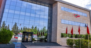 الرباط – العرب تيفي المغربية تم، أخيرابمدينة  بوجدة، تقديم طلب اقتراح المشاريع الثالث، الذي أطلقه برنامج “تسهيلات الاستثمار من أجل التشغيل”، أمام الفاعلين العموميين والخواص بجهة الشرق. ووفق  وكالة  المغرب العربي للأنباء ، فان هذا اللقاء نظم بمبادرة من المركز الجهوي للاستثمار لجهة الشرق، بشراكة مع برنامج تسهيلات الاستثمار من أجل التشغيل، تم تسليط الضوء على أهداف وآليات تنفيذ هذه المبادرة الرامية إلى تعزيز خلق فرص عمل مستدامة وشاملة.
