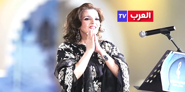الرباط – العرب تيفي المغربية توفيت المطربة المغربية القديرة، نعيمة سميح، ليلة الجمعة السبت، بعد صراع طويل مع المرض، حسب ما علم لدى أقاربها. وتعتبر الراحلة نعيمة سميح، وهي من مواليد الدار البيضاء، عميدة الأغنية المغربية العصرية، حيث حققت أغانيها انتشارا واسعا في الوطن العربي. وبدأت الراحلة الغناء في سن مبكرة قبل أن توقع على أول عبور لها على شاشة التلفزيون بداية السبعينيات من خلال برنامج “مواهب” الذي كان ينشطه الملحن القدير الراحل عبد النبي الجراري.