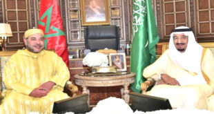 لرباط – العرب تيفي المغربية عبرت المملكة العربية السعودية عن دعمها الموصول للوحدة الترابية للمملكة ولمغربية الصحراء، معتبرة أن مبادرة الحكم الذاتي تشكل الحل الوحيد لهذا النزاع الإقليمي. جاء هذا الموقف بمناسبة انعقاد أشغال الدورة الرابعة عشر للجنة المشتركة المغربية – السعودية يوم الأربعاء بمكة المكرمة، حيث عب رت المملكة العربية السعودية عن دعمها لمغربية الصحراء ومساندتها لمبادرة الحكم الذاتي كأساس وحيد لحل هذا النزاع الإقليمي، في إطار سيادة المملكة المغربية ووحدتها الترابية.