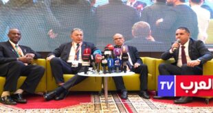 السعيدية - شرق المغرب -  العرب تيفي  انطلقت أمس الجمعة بالمحطة السياحية السعيدية ، أشغال الندوة الدولية حول تطوير الريكبي الإفريقي، المنظمة من طرف الاتحاد الإفريقي للريكبي، بتعاون مع الجامعة الملكية المغربية للعبة، وشركة تنمية السعيدية، وبدعم من وكالة تنمية الأقاليم الشرقية. وتميز الحفل الافتتاحي لهذه الندوة الدولية بكلمات السادة هربرت منصاح، رئيس الاتحاد الإفريقي للريكبي، وهشام أوبجا رئيس الجامعة الملكية المغربية للريكبي، ومحمد المباركي الرئيس المدير العام  لوكالة تنمية الأقاليم الشرقية، والسيدةكارولي فان دير بيرغ ممثلة الاتحاد الدولي للركبي ، وعبد اللطيف بنعزي نائب رئيس الجامعة الفرنسية للريكبي، بحضور ممثل عن السيد ممثل رئيس مجلس الجهة الشرقية،  وممثل عن وزارة التربية الوطنية والتعليم الأولى والرياضة.