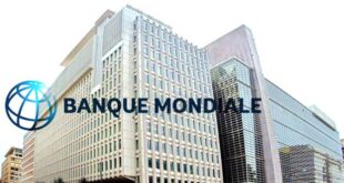 Par:  AlArab-tv.com-MAP Les travaux des Assemblées annuelles du Fonds monétaire international (FMI) et du Groupe de la Banque mondiale ont débuté lundi à Washington avec la participation du gotha du monde de l’économie et des finances issu des secteurs public et privé, ainsi que des représentants de la société civile et du monde universitaire. Tenues dans un contexte économique jalonné de défis et d’incertitudes, ces réunions sont le cadre pour débattre de questions liées notamment à l’inflation, la dette, la révolution technologique ou encore les changements climatiques. Dans son discours à la veille de ce conclave, la directrice générale du FMI, Kristalina Georgieva, a souligné que la coopération internationale et le renforcement de la confiance forment l’unique voie vers la prévention d’une “nouvelle fracture” de l’économie mondiale. Déplorant un monde “fragmenté et empreint de méfiance, où la sécurité nationale est devenue la principale préoccupation de nombreux pays”, Mme Georgieva, a appelé les Etats membres à travailler ensemble “en ces temps troublés”.