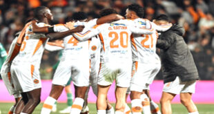 Par : AlArab-tv.com La Renaissance Berkane s’est imposée face au Raja Casablanca sur le score de 2 buts à 0, dimanche soir au stade municipal de Berkane, pour le compte de la 16ème journée de la Botola Pro D1 de football.