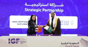 Par : AlArab-tv.com - avec MAP Le Maroc et l’Arabie Saoudite ont signé, lundi à Riyad, un mémorandum d’entente pour le renforcement de la coopération dans le domaine de la transition numérique gouvernementale. Le mémorandum a été paraphé par la ministre déléguée, chargée de la Transition numérique et de la Réforme de l’Administration, Amal El Fallah Seghrouchni et le ministre saoudien des Télécommunications et des Technologies de l’information, Abdullah bin Amer Al-Swaha, en présence de l’ambassadeur du Royaume du Maroc à Riyad, Mustapha Mansouri, en marge du Forum des Nations unies sur la gouvernance de l’Internet, qui se tient du 15 au 19 décembre en Arabie Saoudite.
