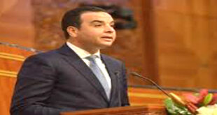 AlArab-tv.com-MAP La première session de l’année législative 2024-2025 a été marquée par l’adoption définitive par le Parlement de 36 lois, a indiqué le ministre délégué chargé des Relations avec le Parlement, porte-parole du gouvernement, Mustapha Baitas. L’Exécutif a répondu, au cours de la même session, à 63,48% des questions écrites, a précisé M. Baitas lors d’un exposé présenté devant le Conseil du gouvernement au sujet du bilan de l’action gouvernementale dans ses relations avec le Parlement durant la session d’octobre 2024-2025 de la onzième législature (2021-2026).