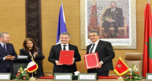 AlArab-tv.com-MAP Le Royaume du Maroc et la République française se sont engagés, lundi à Rabat, à renforcer leur coopération dans les domaines juridique et judiciaire dans le cadre de l’approfondissement du partenariat stratégique et historique entre les deux pays. Cet engagement a été acté par la signature d’une Déclaration conjointe entre le ministre de la Justice, Abdellatif Ouahbi et son homologue français, Gérald Darmanin à l’occasion de leur rencontre, qui a constitué une opportunité de dresser un bilan approfondi des progrès réalisés dans la coopération juridique et judiciaire entre les deux pays, d’explorer les perspectives futures de cette collaboration et de débattre des enjeux d’intérêt commun.
