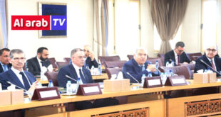 Par- alarabtv Une réunion s’est tenue jeudi au ministère de l’Intérieur pour évaluer l’état d’avancement des travaux de construction et de réhabilitation des stades dans les six villes devant accueillir les matches de la Coupe d’Afrique des Nations (CAN), prévue en décembre 2025 (Rabat, Casablanca, Tanger, Fès, Marrakech et Agadir), et prendre connaissance des programmes complémentaires de mise à niveau urbaine y afférents, dans le cadre du suivi des préparatifs du Royaume pour l’organisation de cet évènement continental.