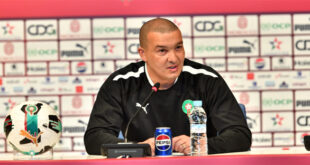 Par- alarabtv La qualification de l’équipe du Maroc en finale de la Coupe d’Afrique des Nations (CAN) des moins de 17 ans constitue « une grande fierté », a indiqué mardi à Mohammedia, le sélectionneur national, Nabil Baha. « C’est une très grande fierté de se qualifier en finale de la CAN. Je savais que ça sera difficile face à des équipes qui ont de grandes qualités, mais j’ai cru en la capacité de mon groupe à atteindre cet objectif », a-t-il souligné lors d’une conférence de presse tenue suite à la demi-finale remportée par le Maroc face à la Côte d’Ivoire aux tirs au but (4-3).