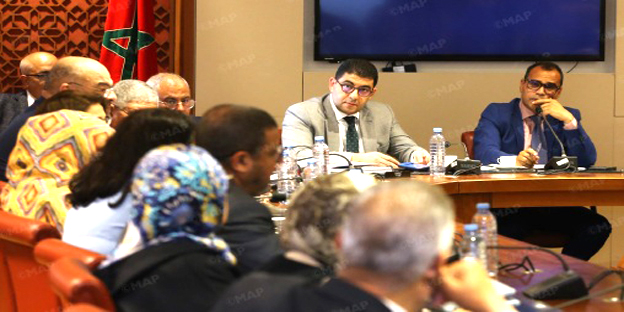 Réforme du Conseil national de la presse : entre adhésion gouvernementale et réserves de l’opposition